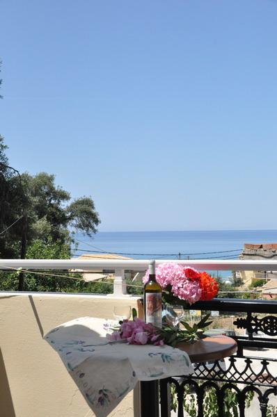 Apartamento Agios Gordios Stevens On The Hill Exterior foto