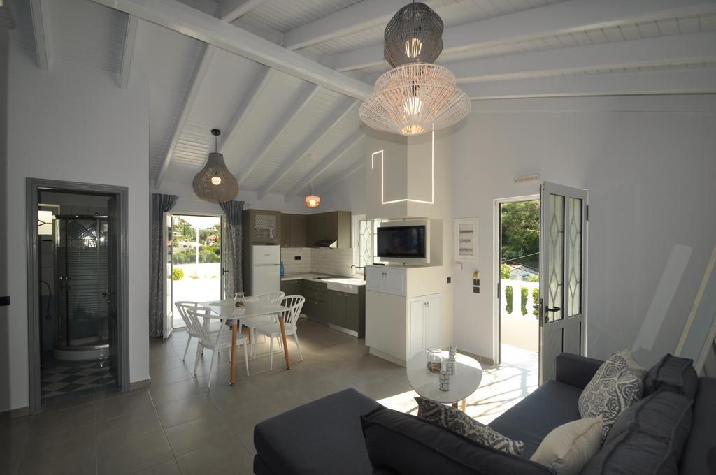 Apartamento Agios Gordios Stevens On The Hill Exterior foto