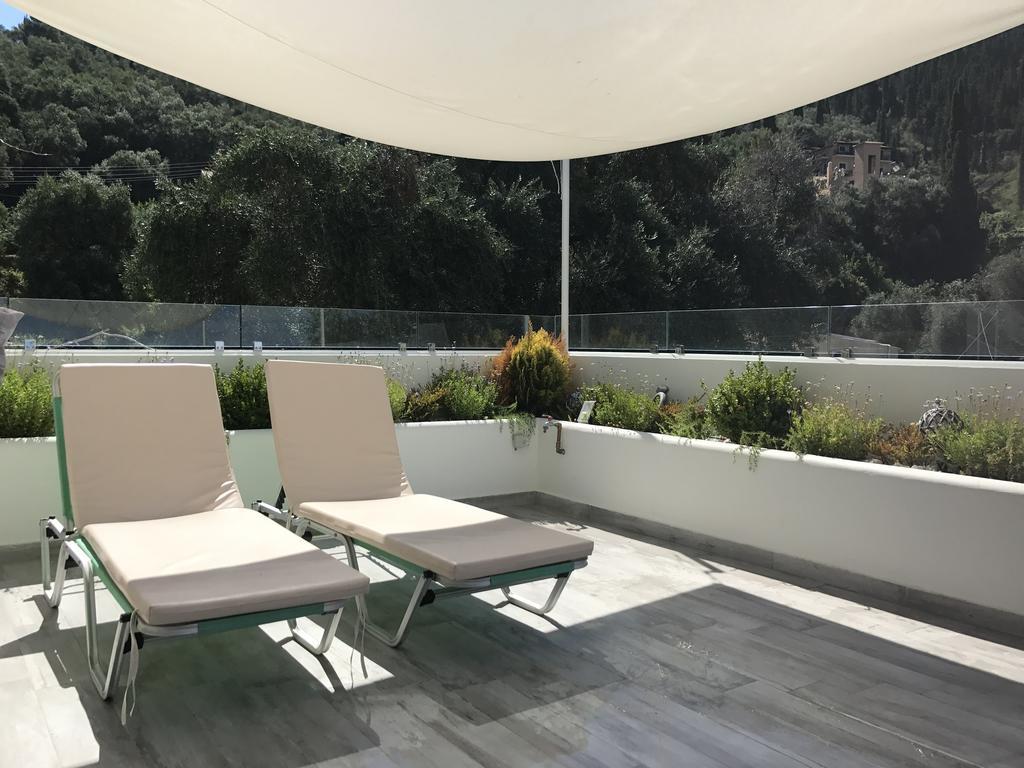 Apartamento Agios Gordios Stevens On The Hill Exterior foto