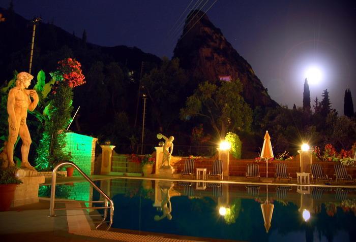Apartamento Agios Gordios Stevens On The Hill Exterior foto